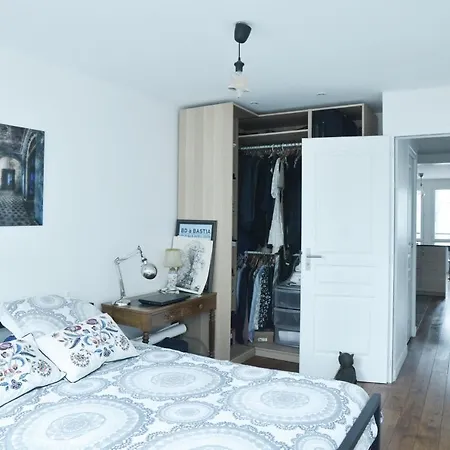 Spacieux Avec Terrasse 70m2 아파트 *